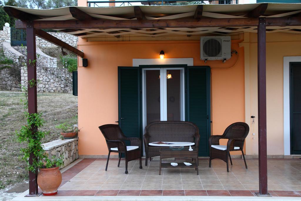 Orizzonte Apartments Lefkada Apolpaina Buitenkant foto